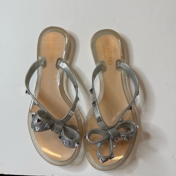 Valentino Rockstud Bow Jelly Flat Thong Sandals  Size 37 - Picture 1 of 8